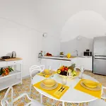 Luxurious Villa In Upper Positano