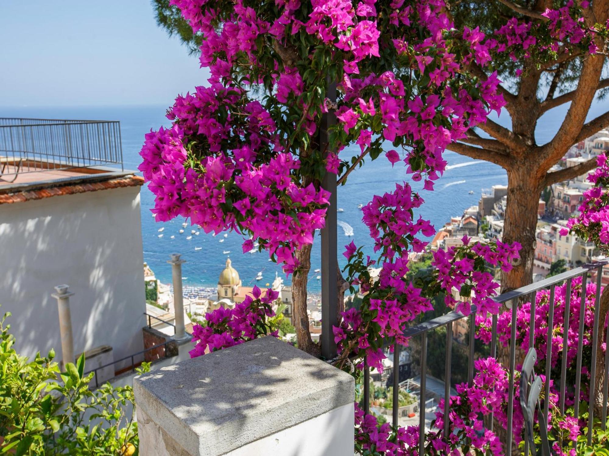 Villa Luxurious Villa In Upper Positano Positano