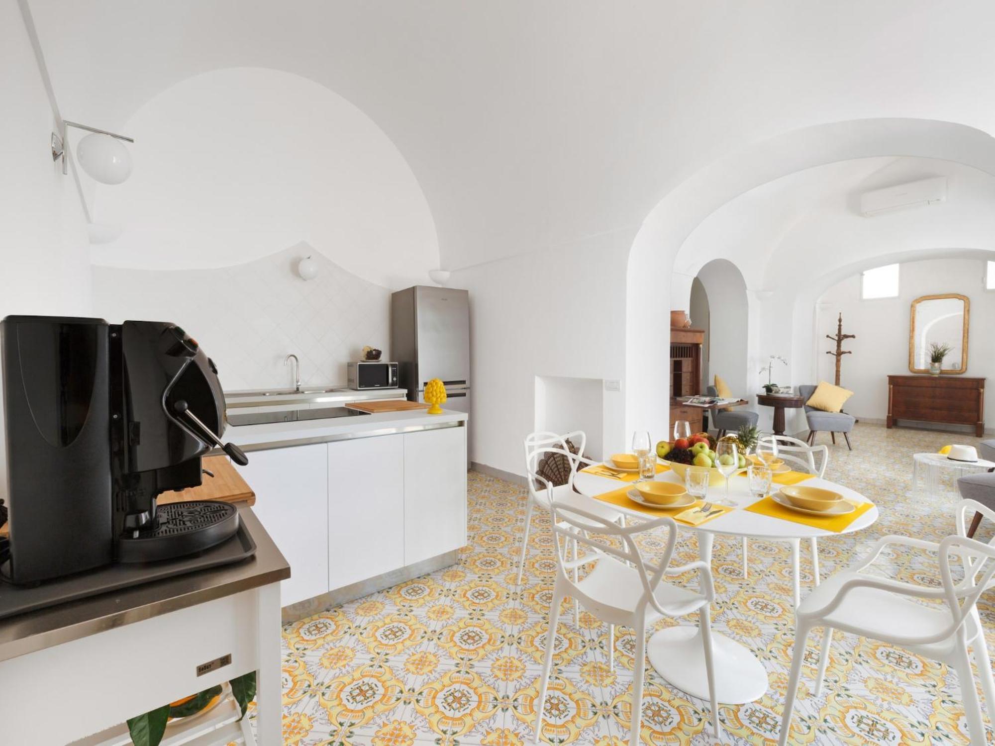Luxurious Villa In Upper Positano