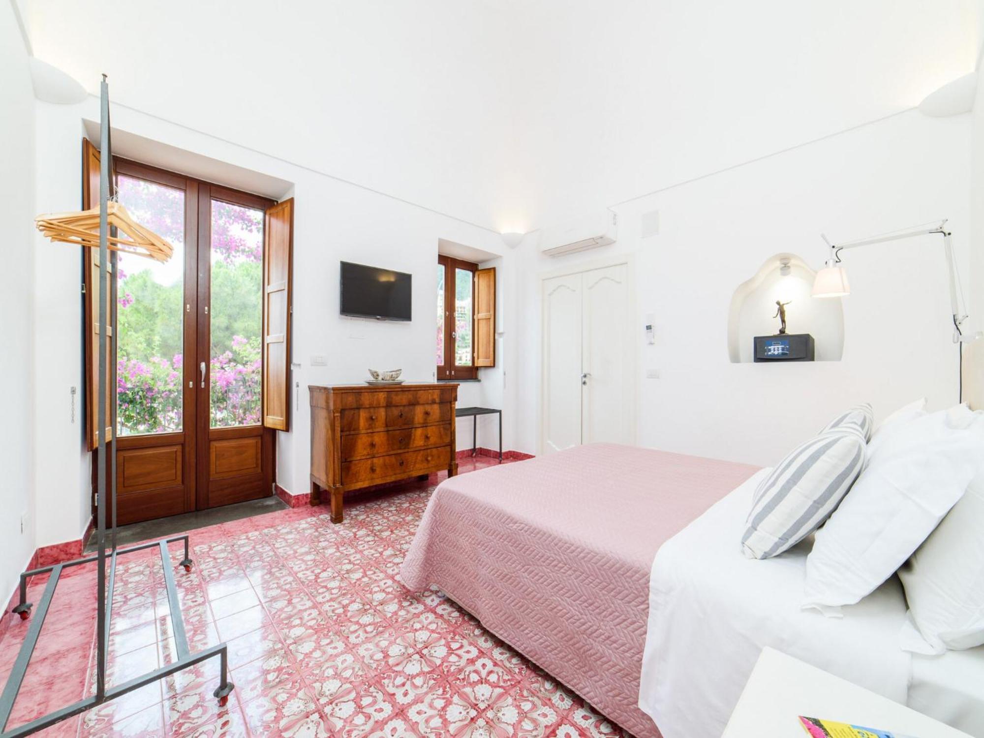 Luxurious Villa In Upper Positano Villa Positano